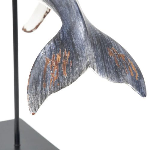 Ballena de resina con base de metal. 46×36 cm