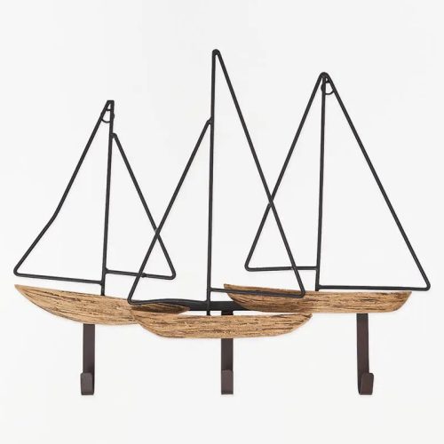Perchero con forma de veleros metal y madera