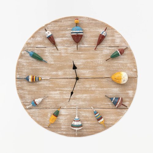 Reloj de madera envejecida boyas