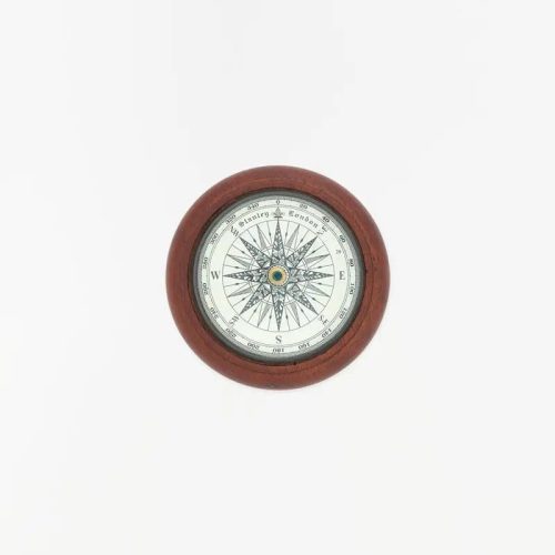 Brújula de madera