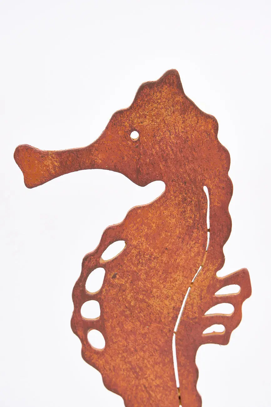 Caballito de mar de hierro con base