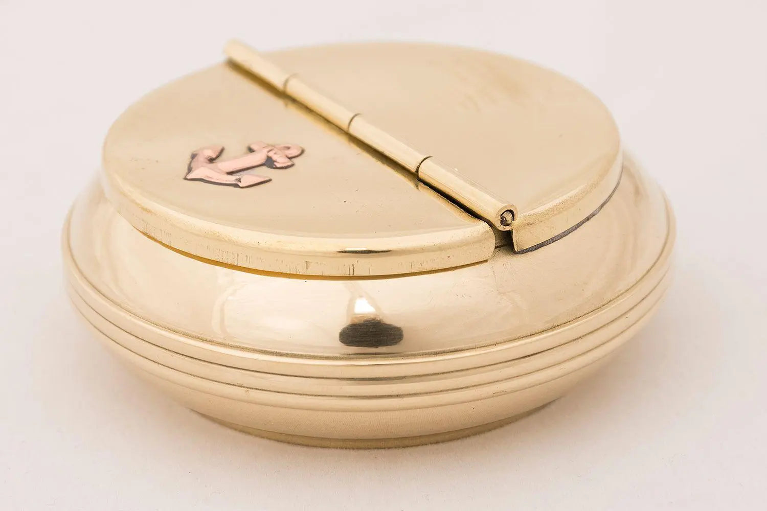 Cenicero c/tapa med.