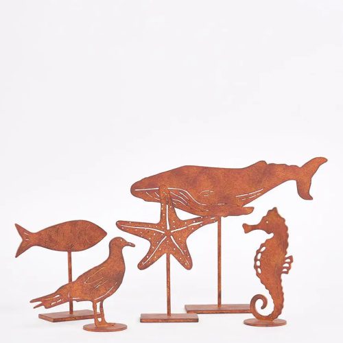 Pez de hierro con base