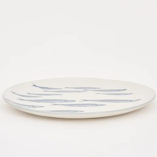 Plato grande banco de peces