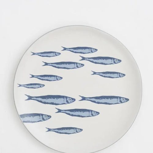 Plato grande banco de peces